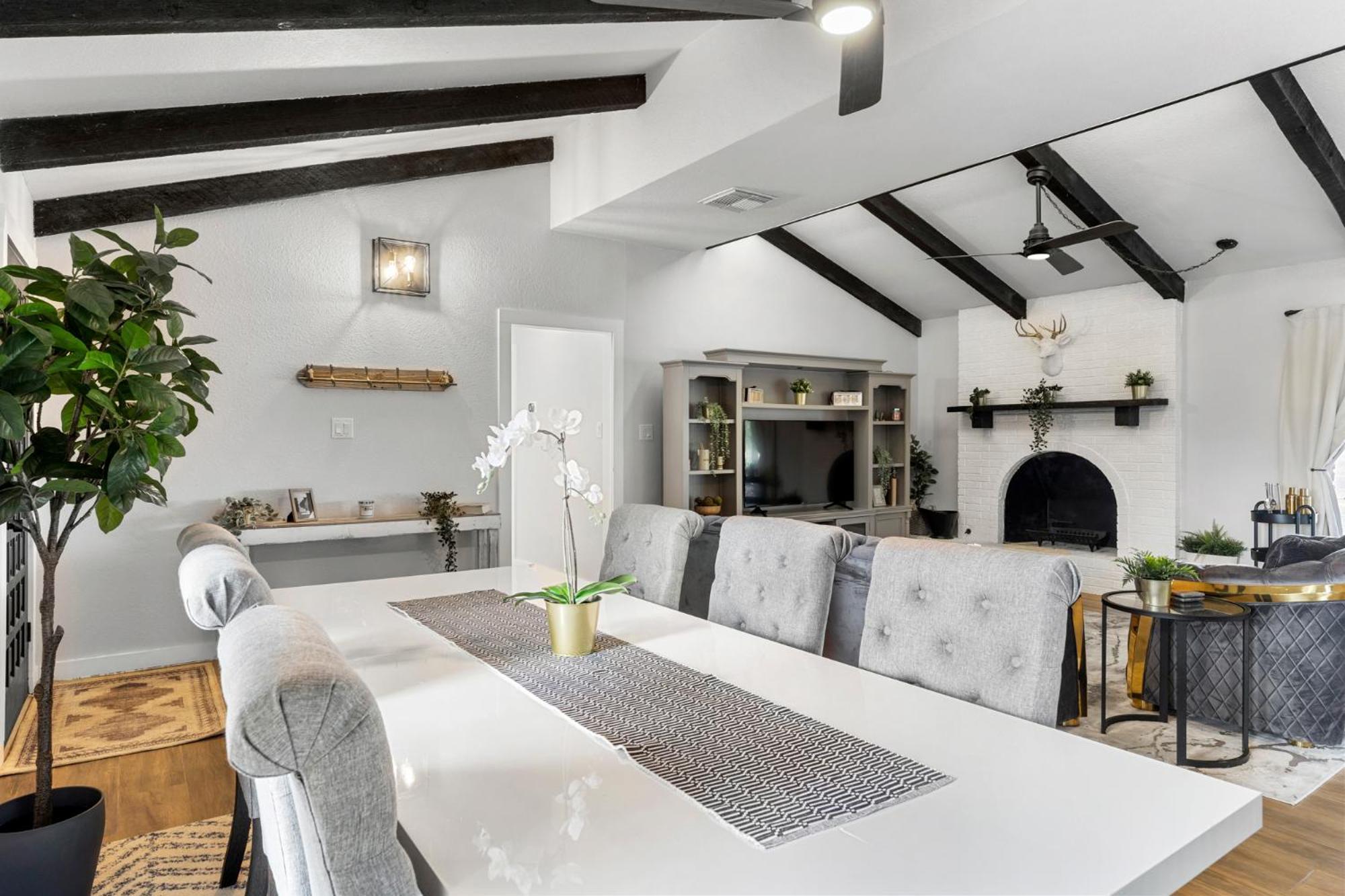 Farm Retreat With Jacuzzi, Fire Pit, Mini Goats, Mini Ponies And Mini Cows Villa San Marcos Szoba fotó